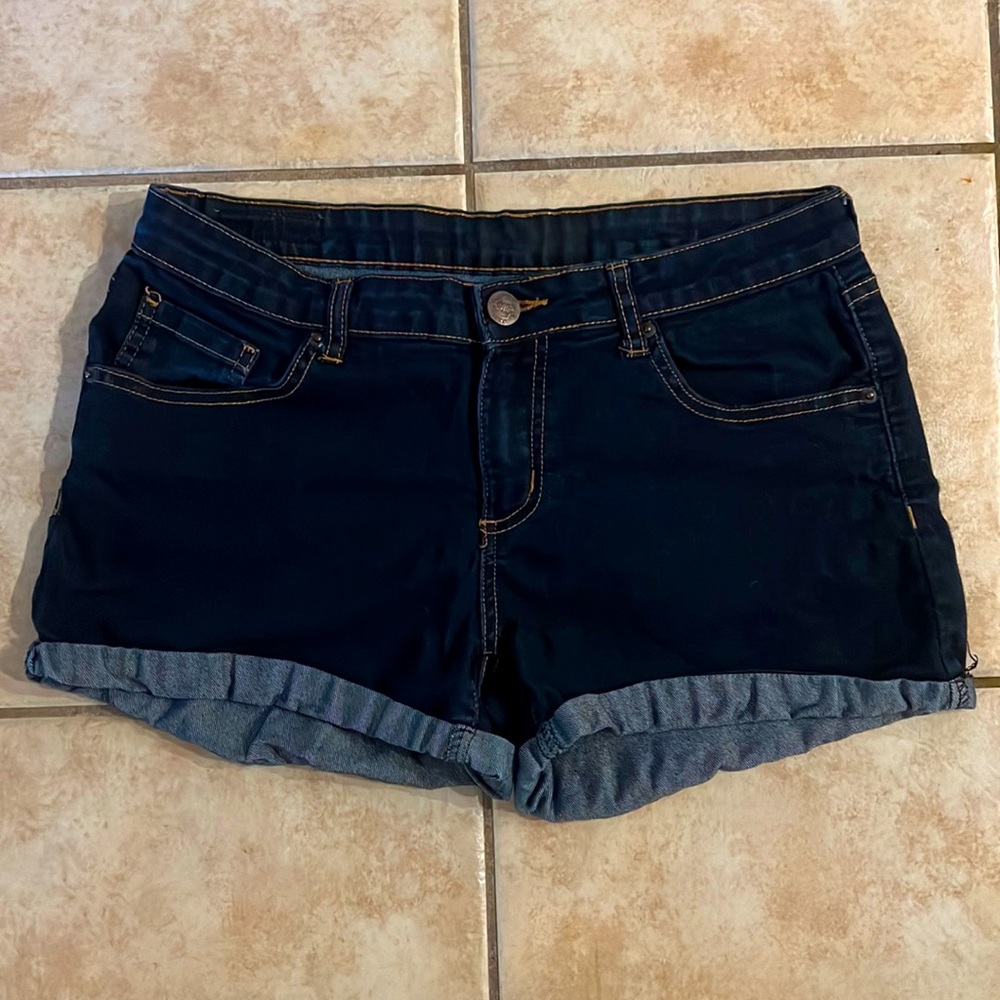 AMISU Jeans Dark Blue Wash Cuffed Stretch Shorts size EU 42 or Waist 32